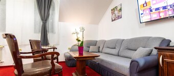 Garni Hotel Royal Crown