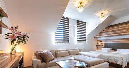 Garni Hotel Royal Crown