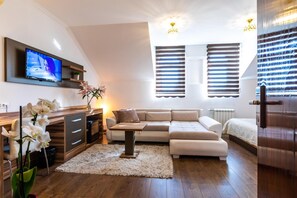 Unclassified image, 3 of 59, button - Vila Royal Crown (Subotica)