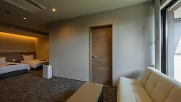 Triple Room | Interior