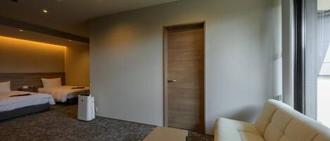 Triple Room | Interior