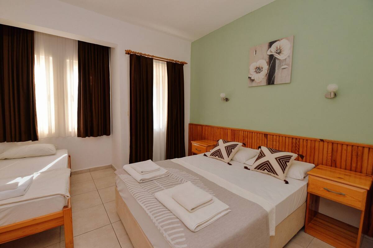 Classic Double or Twin Room, Balcony, Pool View