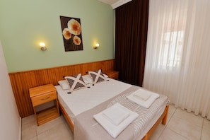 Classic Double or Twin Room, Balcony, Pool View - lemon tree (Fethiye)