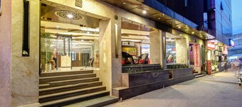 Blu Sapphire Inn Airport Aerocity Hotel