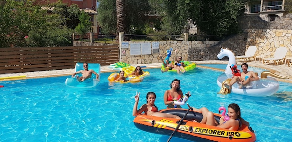 Billede uden beskrivelse, 1 af 6, knap