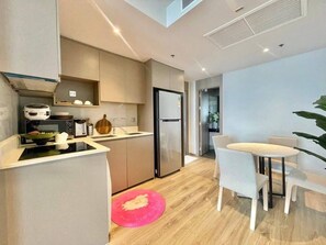 อพาร์ทเมนท์, 2 ห้องนอน, พร้อมสิ่งอำนวยความสะดวกสำหรับผู้พิการ, สูบบุหรี่ได้ | ภายใน