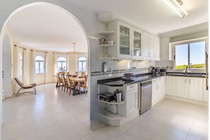 Private kitchen - Villa Alta Vista is a spacious and quietly located family house (AN)