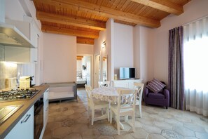 Immagine non classificata, 5 di 16, pulsante