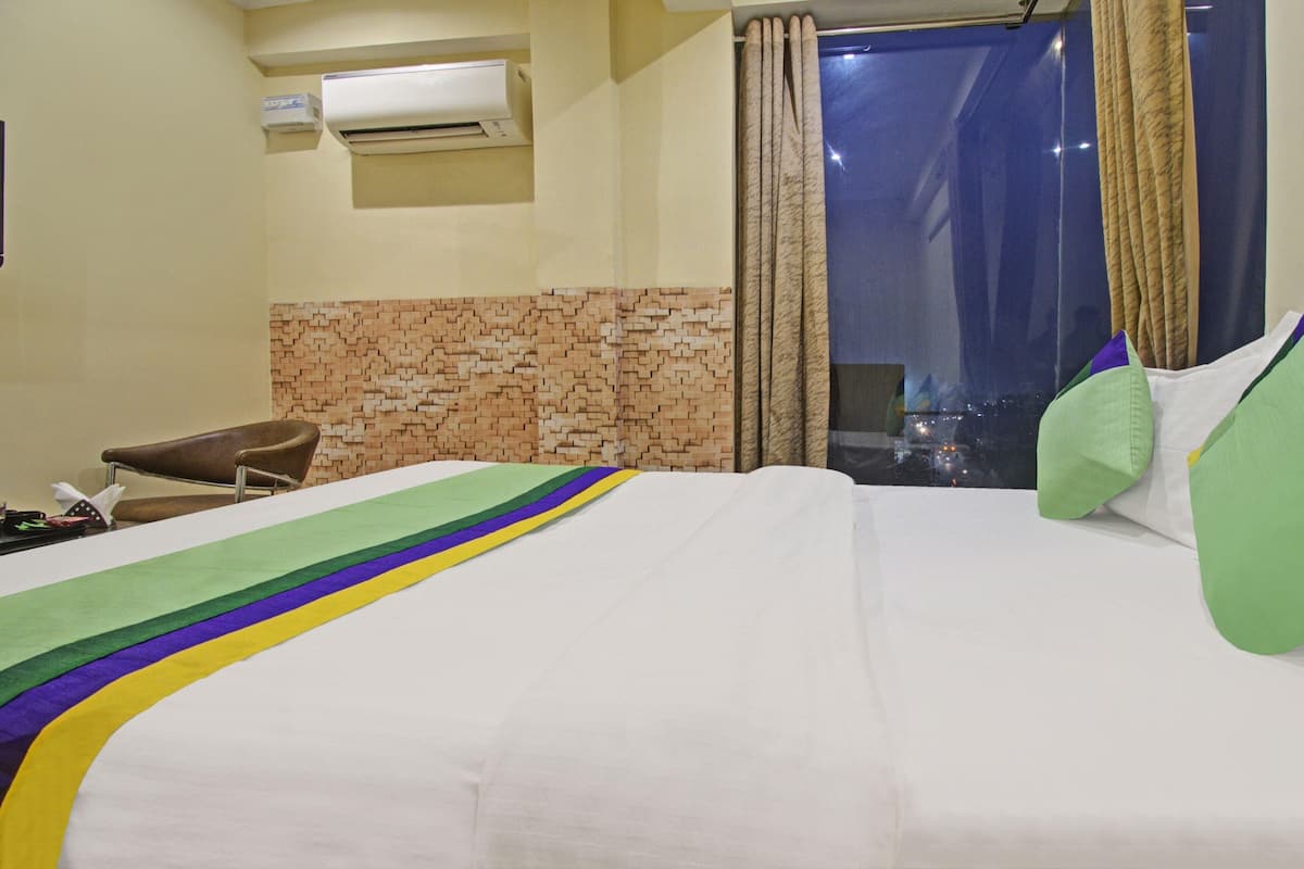 Deluxe Double Room, Balcony