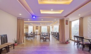 Dining - Rama Hindustani (Jaipur)