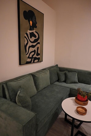 Triple Room | In-room safe, blackout curtains, iron/ironing board, free WiFi - Apon City Residence (Chania)