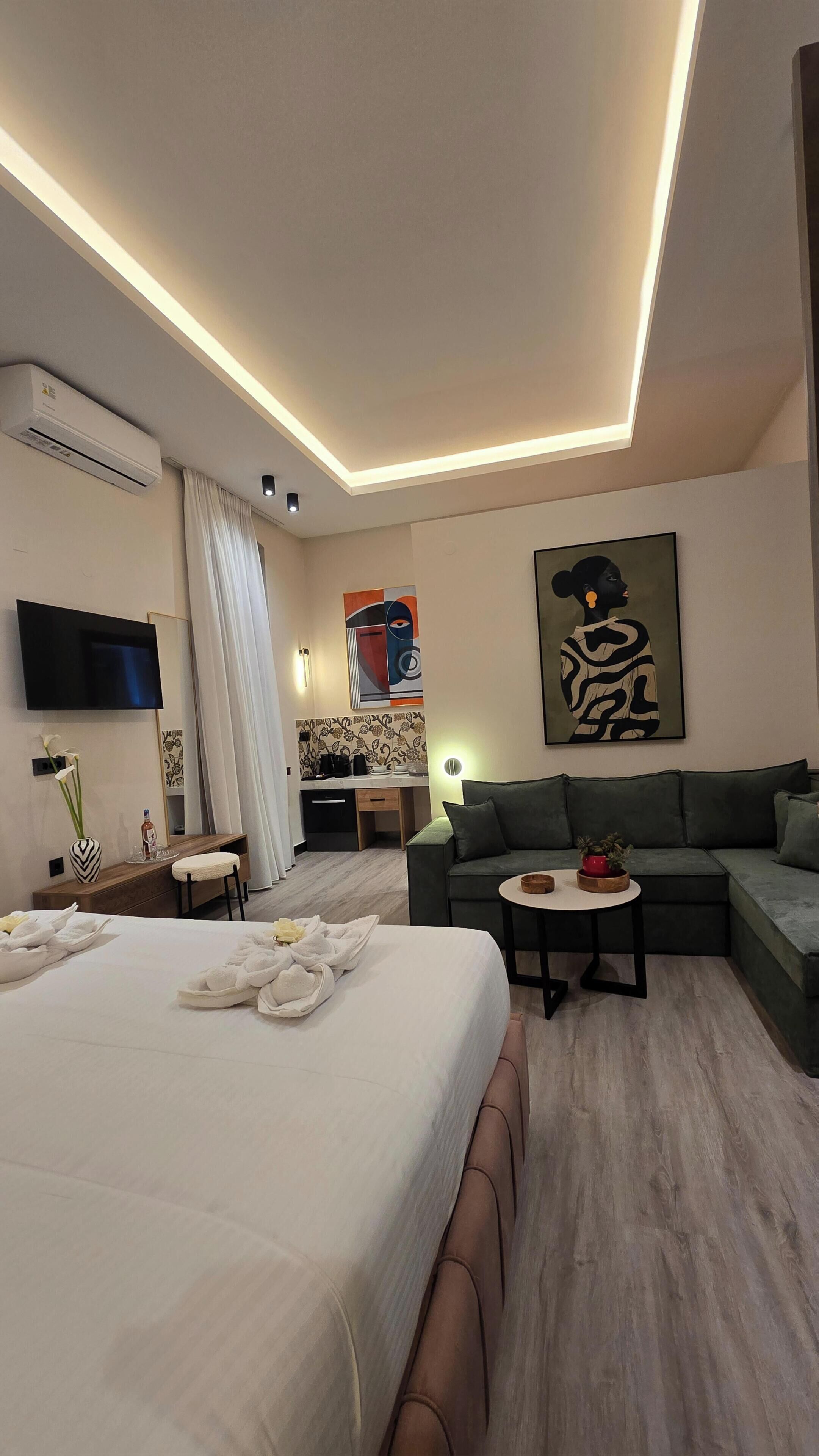 Triple Room