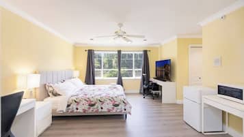Shared Dormitory, 1 Bedroom, Patio, Garden View | 1 bedroom