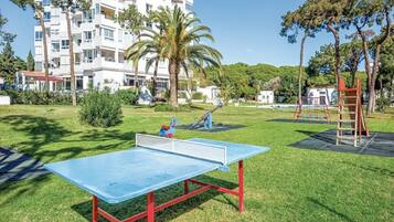 Casa clásica, 2 habitaciones | Jardín