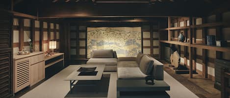 Luxury Triple Room | Living area