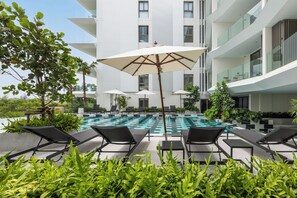Outdoor pool - The Aqua Luxury Apart Hotel Waterfront (Choeng Thale)
