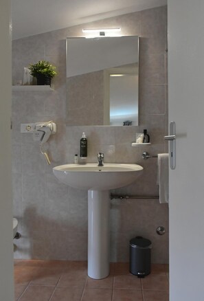 Nicht klassifiziertes Bild, 4 von 6, Schaltfläche