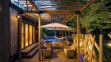 Sun deck