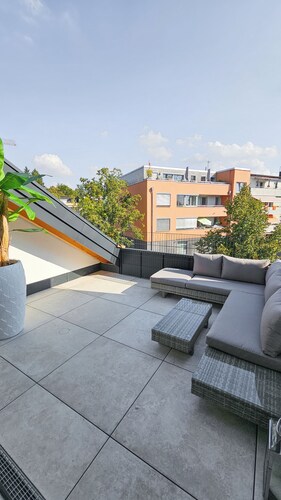Luxus Dachgeschoss Wohnung - 9 min from Octoberfest