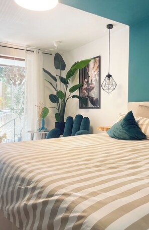 1 bedroom, WiFi, bed sheets - Cozy apartment near Lake Constance - ideal for couples (Friedrichshafen)