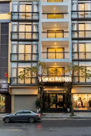 Exterior detail - Embrace Boutique Hanoi Hotel (Hoan Kiem)