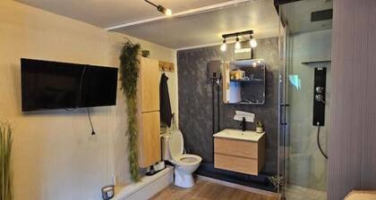 Studio Élégant et Paisible – Confort Moderne & Détente