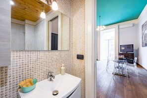 Departamento (1 Bedroom) | Baño | Regadera y bidet 