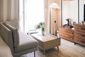 Living area - JS building-404 (Seoul)