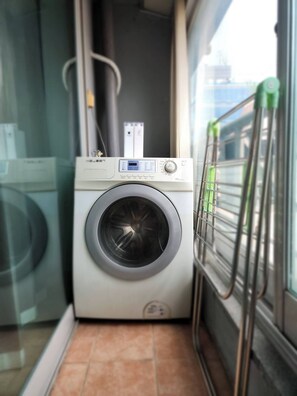 Interior - JS building-404 (Seoul)