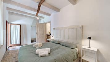 2 habitaciones, tabla de planchar con plancha y wifi