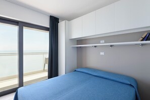 2 bedrooms, Internet, bed sheets - Refined comfort getaway in Lignano (Lignano Sabbiadoro)