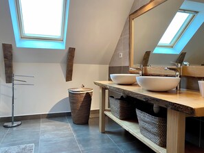 Uklassifisert bilde, 5 av 11, knapp