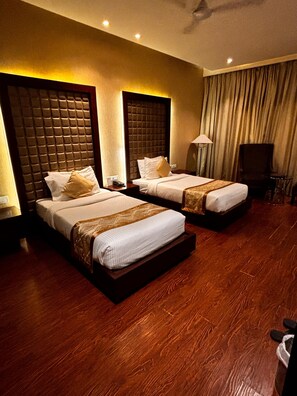 Superior Double or Twin Room - Hotel Kings Cliff (Sri Muktsar Sahib)