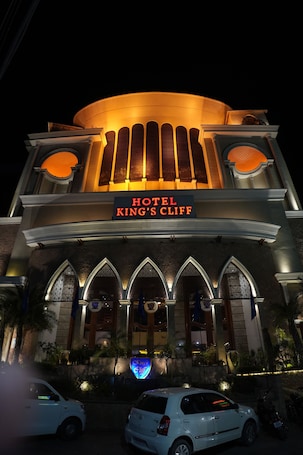 Exterior. Hotel Kings Cliff