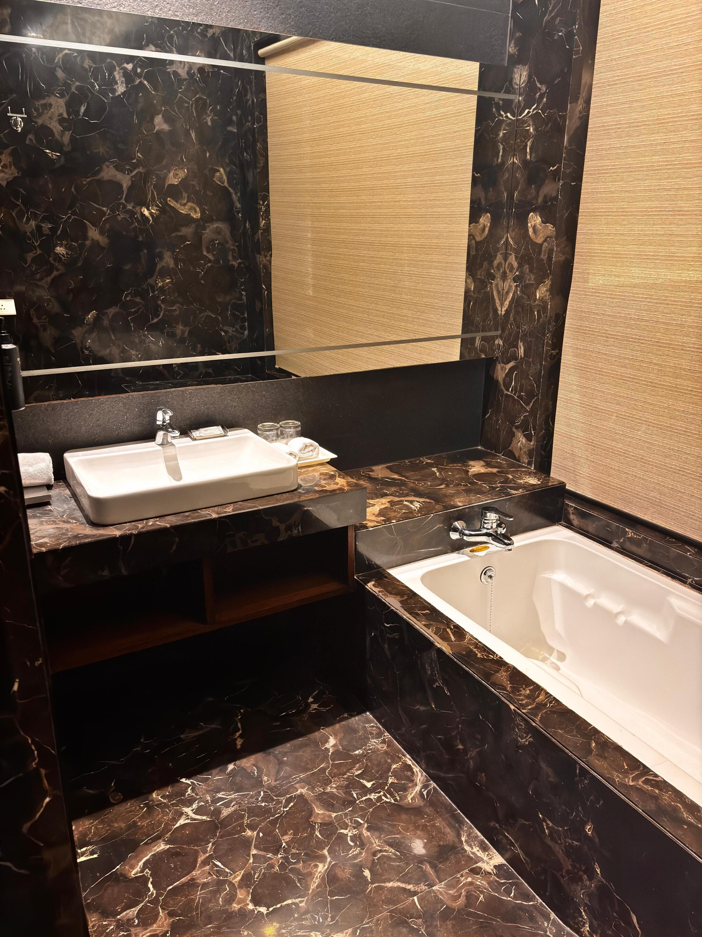 Luxury Double Room | Bathroom