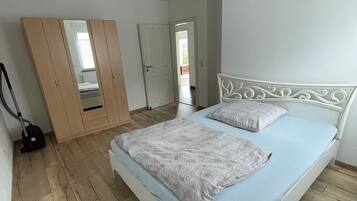 2 Schlafzimmer, Bettwäsche