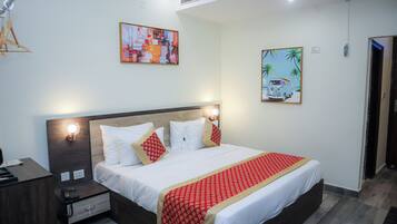 Standard Double Room, City View | Desk, laptop workspace, free WiFi