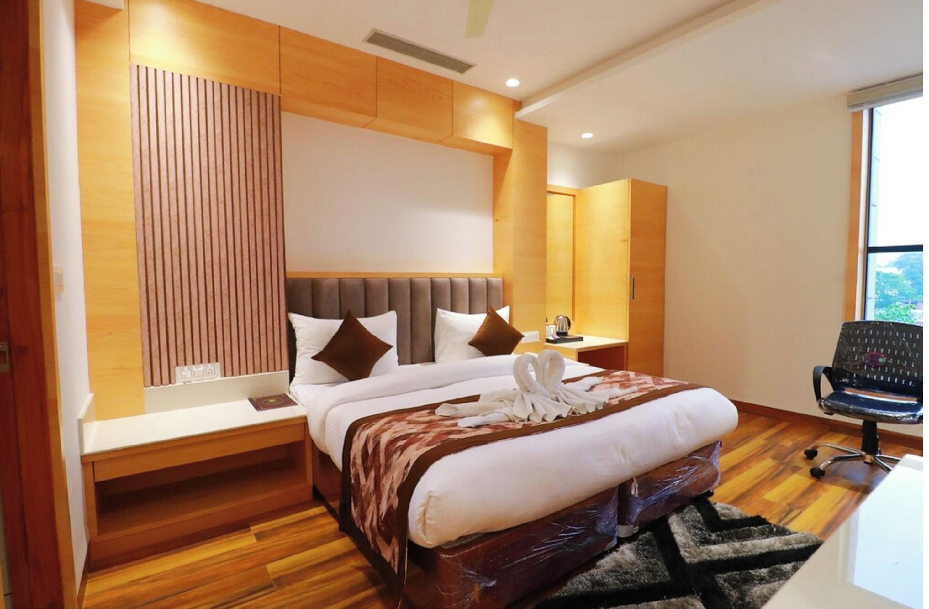 Superior Double Room, Air conditioning | View from room