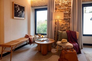 Living area - Hotel Sarela Natura (Santiago de Compostela)