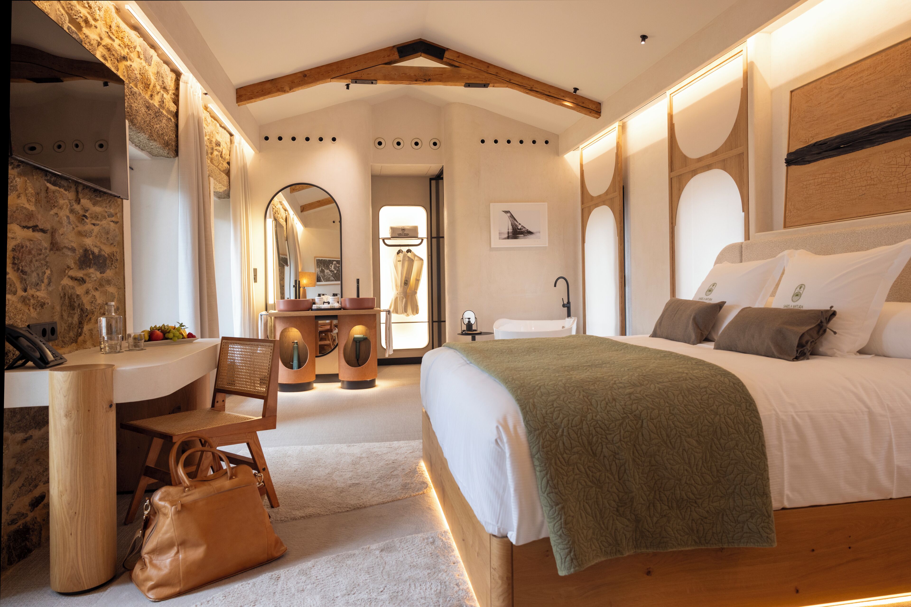 Standard (Panoramic Junior Suite)