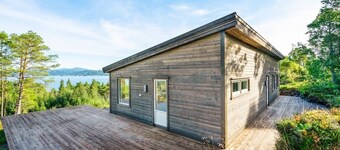 Vacation home Norway Møre og Romsdal with fjord view