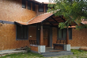 Unclassified image, 5 of 16, button - Laze Daze (Kodiga Timmanapalli)