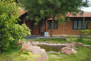 Unclassified image, 4 of 16, button - Laze Daze (Kodiga Timmanapalli)