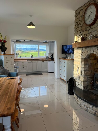 Refurbished Tipperary Farmhouse With Mountain View
