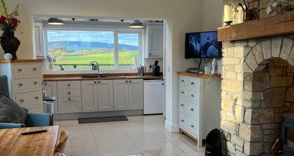 Refurbished Tipperary Farmhouse With Mountain View