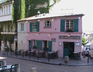Outdoor dining - MONTMARTRE, SACRE COEUR, LIFT, 30–60 days ahead? Ask for a private offer AND-VAp (Paris)