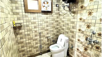 Double Room | Bathroom