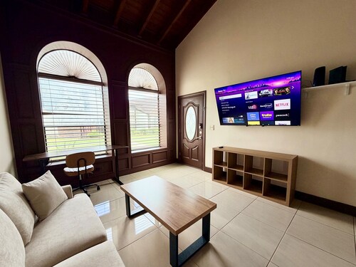 Vista Verde 249, Cheerful 3BD/2.5BA w/ Balcony!