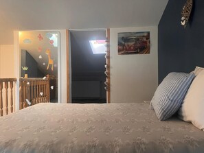 5 Schlafzimmer, Bügeleisen/Bügelbrett, WLAN, Bettwäsche