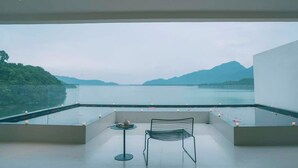 Hiên